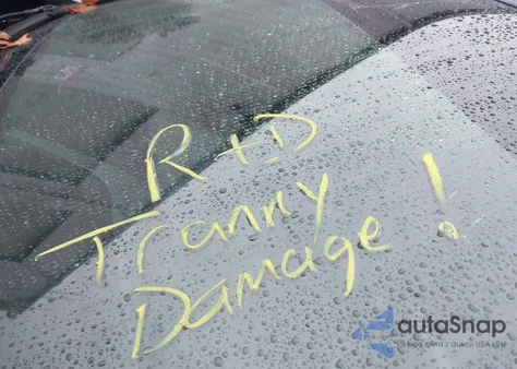 2010 Mercedes-Benz Glk 350 4Matic z USA, uszkodzony, nr VIN WDCGG8HB4AF433313